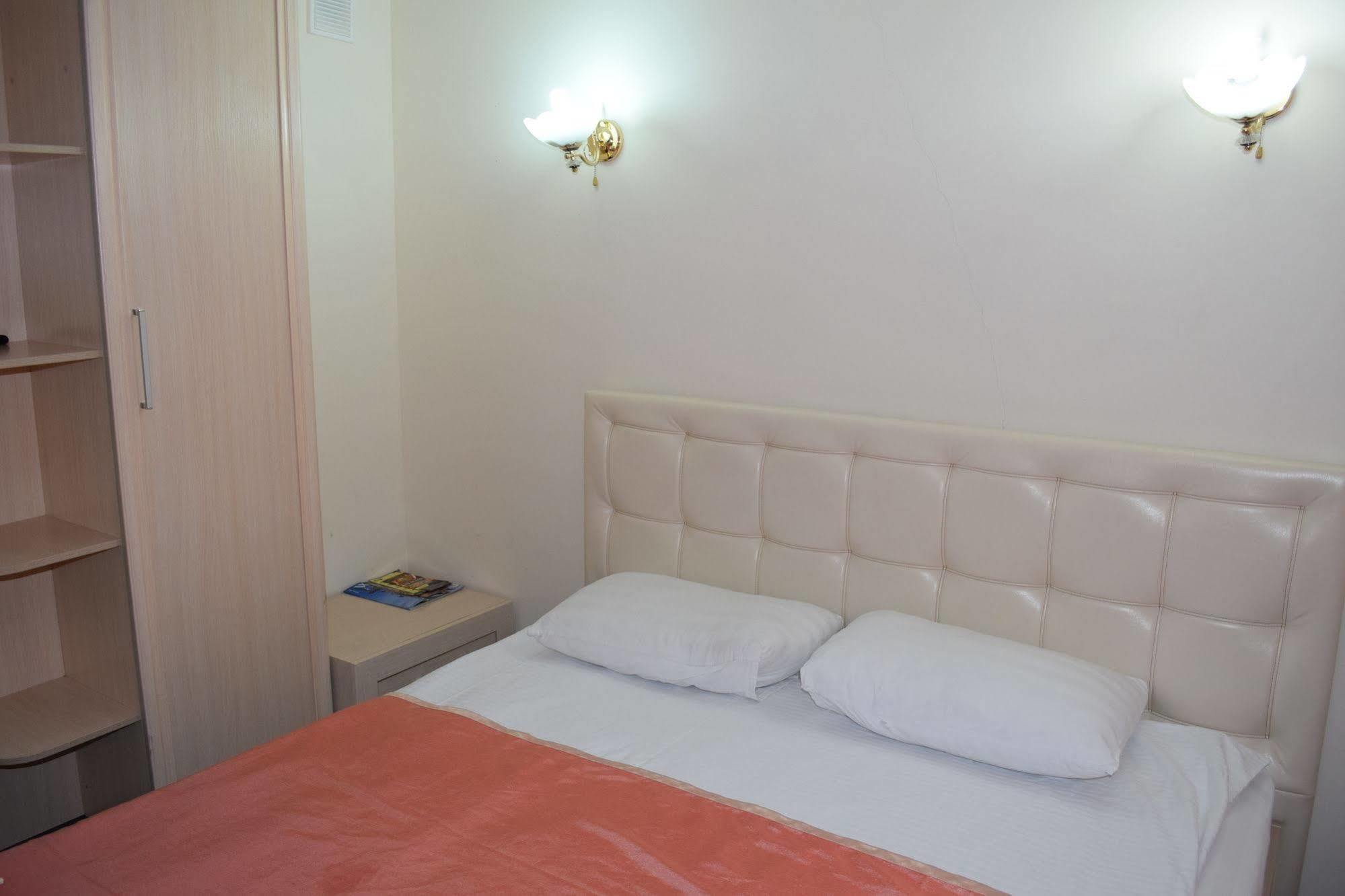 Bayterek Hotel อัสตานา ภายนอก รูปภาพ
