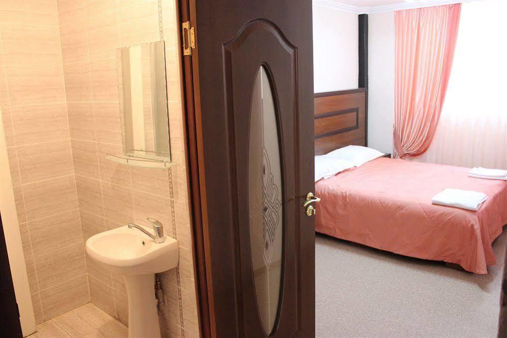 Bayterek Hotel อัสตานา ภายนอก รูปภาพ